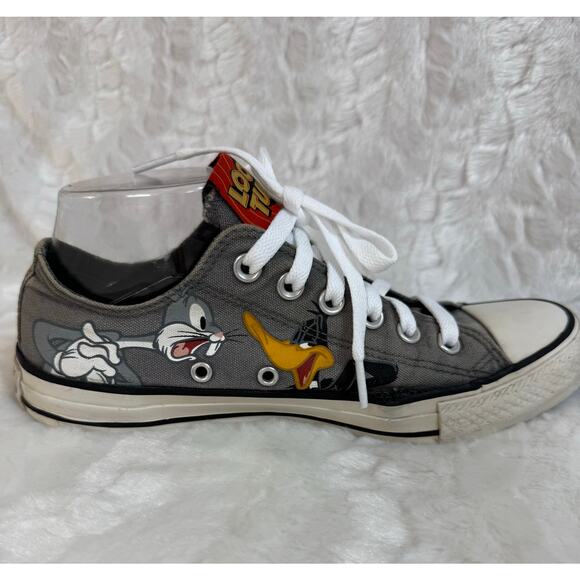 Converse Looney Tunes Chuck All Star Low Top Gray Bugs Bunny Daffy Duck M6 / W8 - Picture 3 of 13